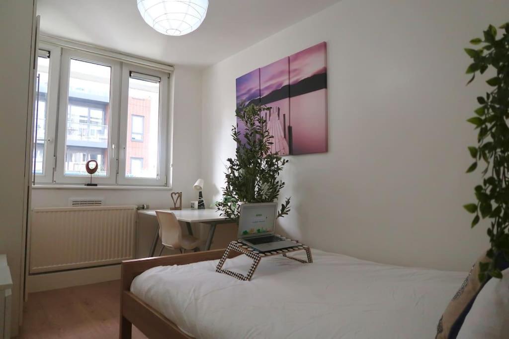 Chic 4-bed In Trendy Clerkenwell W Balcony And Walking Distance To Tube Londres