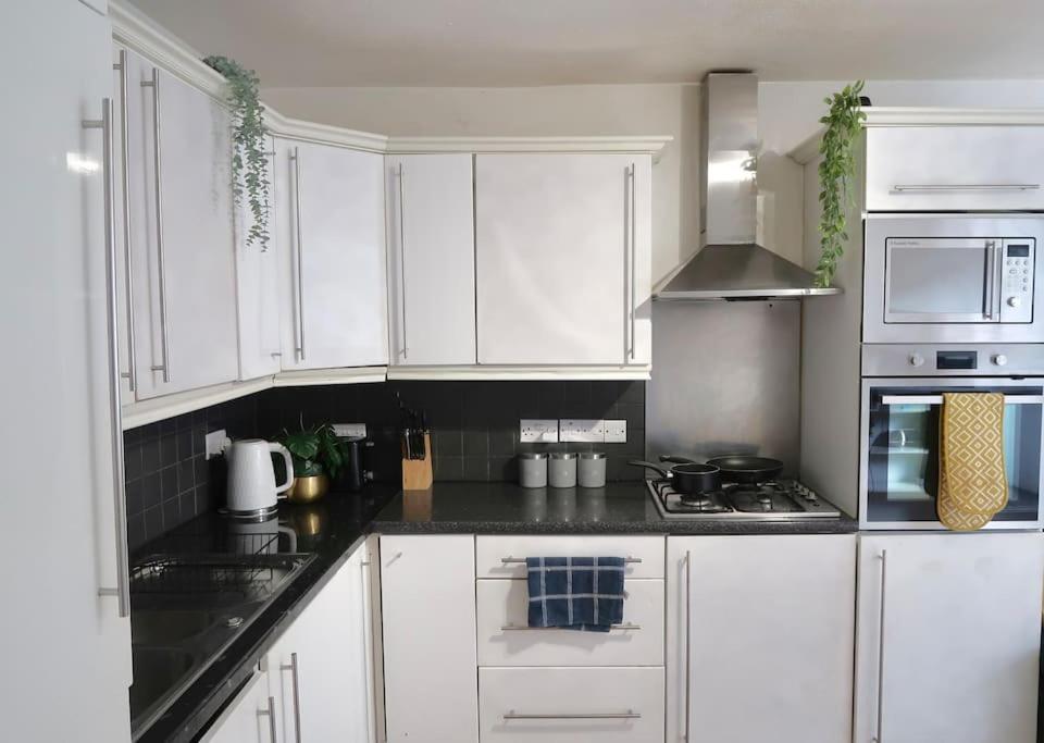 Chic 4-bed In Trendy Clerkenwell W Balcony And Walking Distance To Tube Appartement